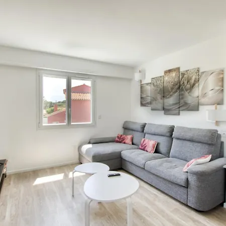 Appartement T3 Les Pins-les Pesquiers Clim Wifi 100m De La Plage By Hc *